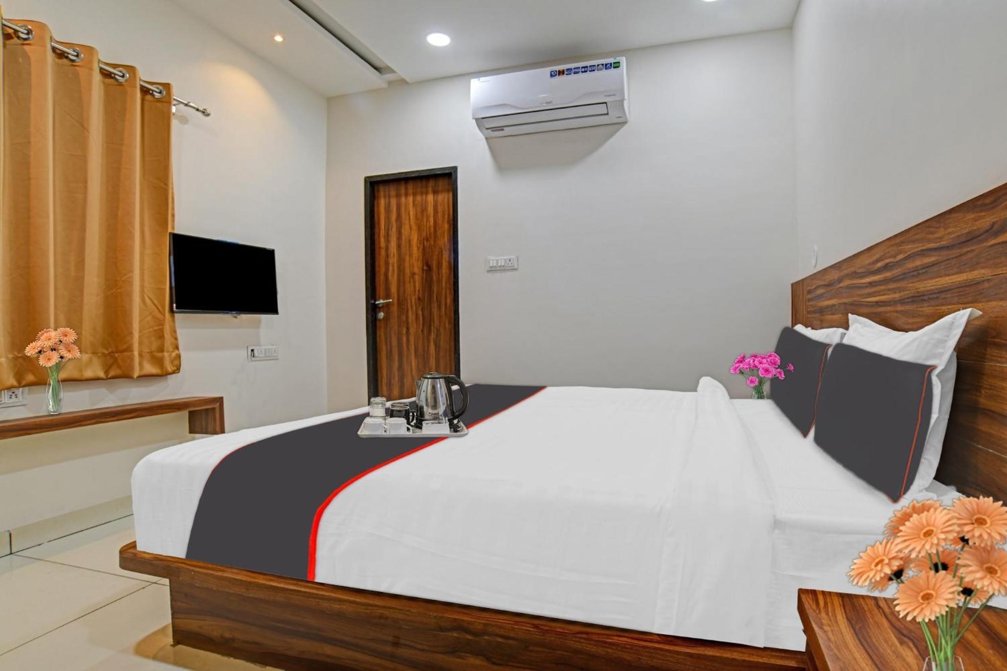 Hotel O Blue Sky Indore Zewnętrze zdjęcie